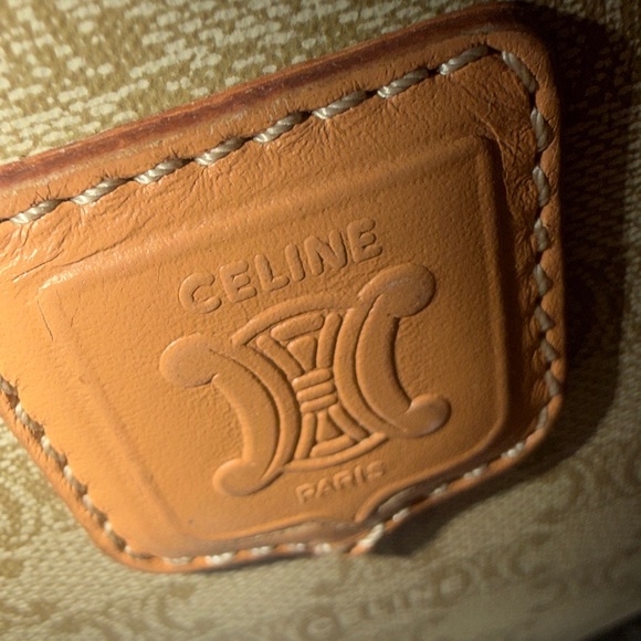 💯Celine Tan and Brown Crossbody Bag vintage with COA - Picture 5 of 13